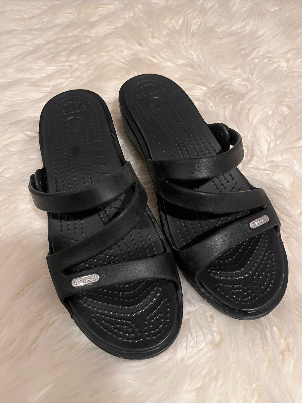 CROCS Women's Black Triple-Strap Slip-On Sandals